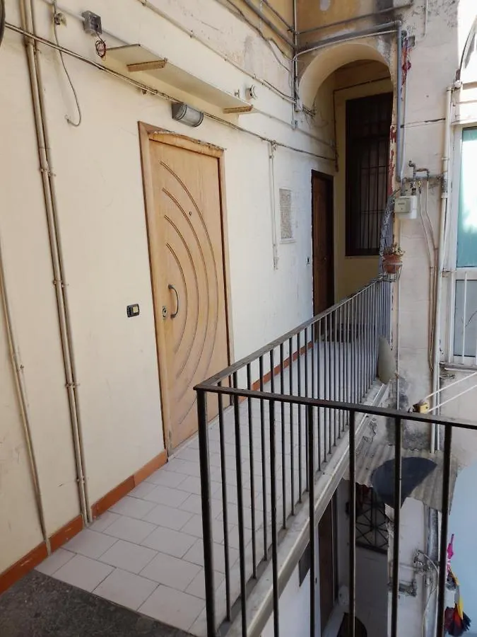 Camera Rarisa Napoli Centro Guest house