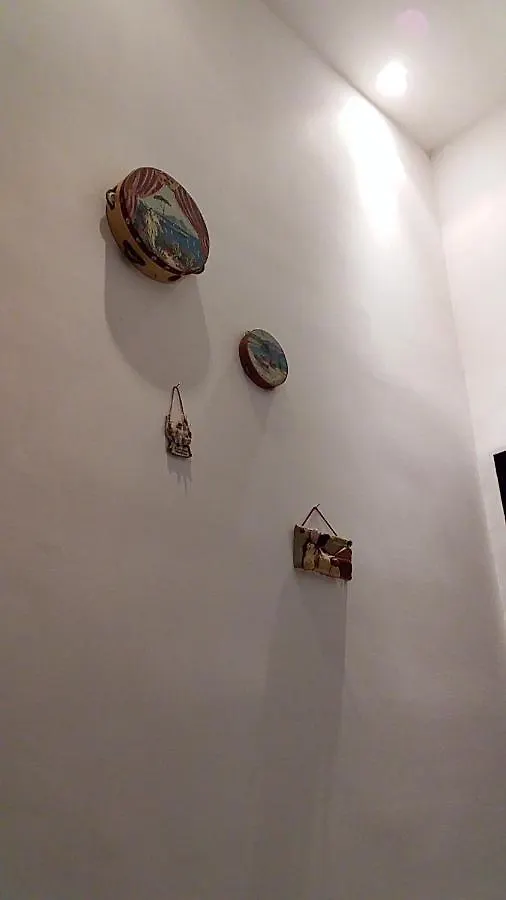 Camera Rarisa Napoli Centro 0*, 나폴리 이탈리아
