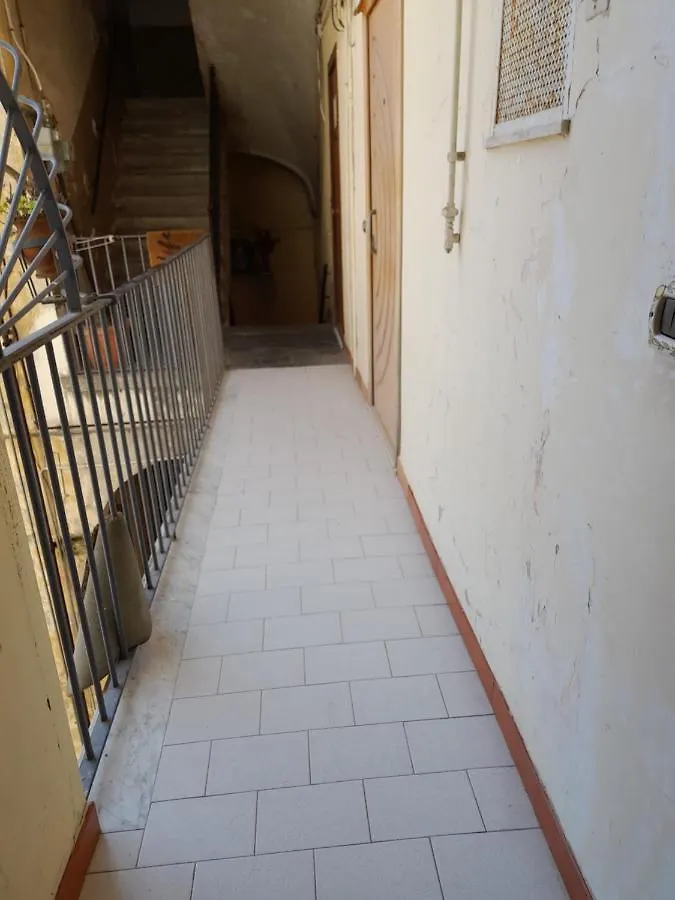 Camera Rarisa Napoli Centro